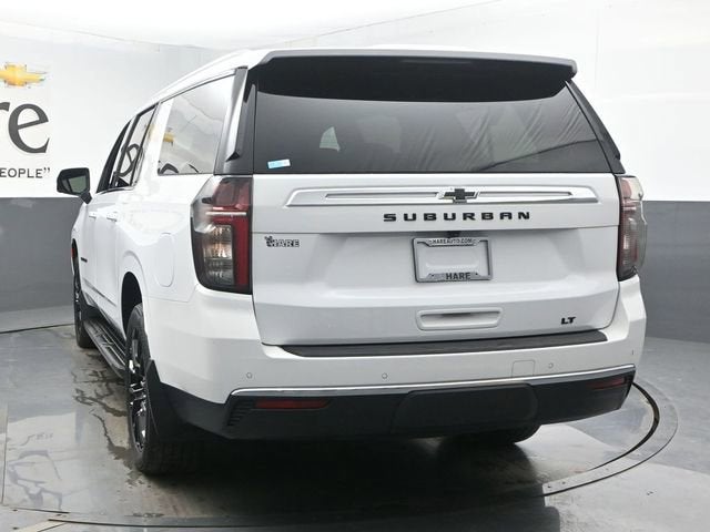 2023 Chevrolet Suburban LT