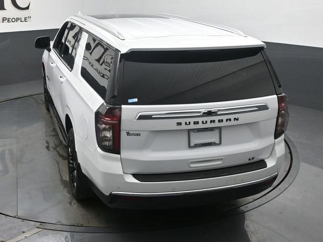 2023 Chevrolet Suburban LT