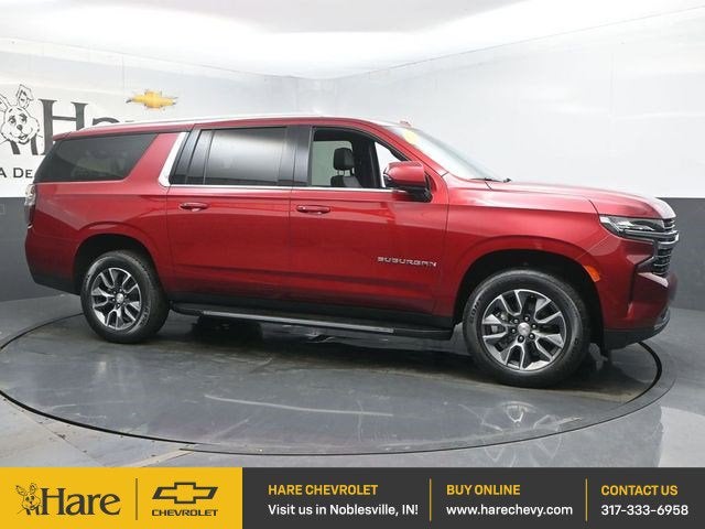 2023 Chevrolet Suburban LT
