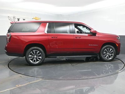 2023 Chevrolet Suburban LT