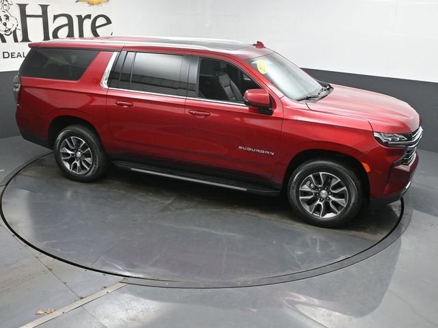 2023 Chevrolet Suburban LT