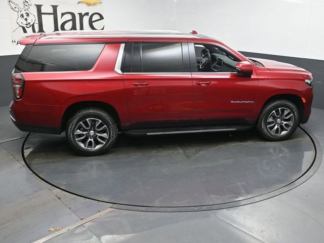 2023 Chevrolet Suburban LT