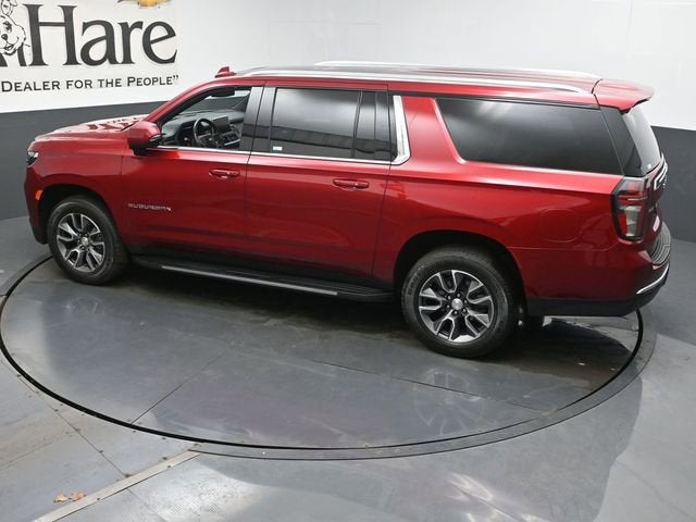2023 Chevrolet Suburban LT