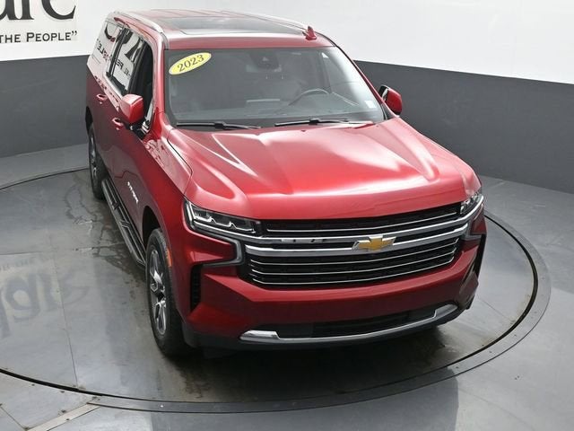 2023 Chevrolet Suburban LT