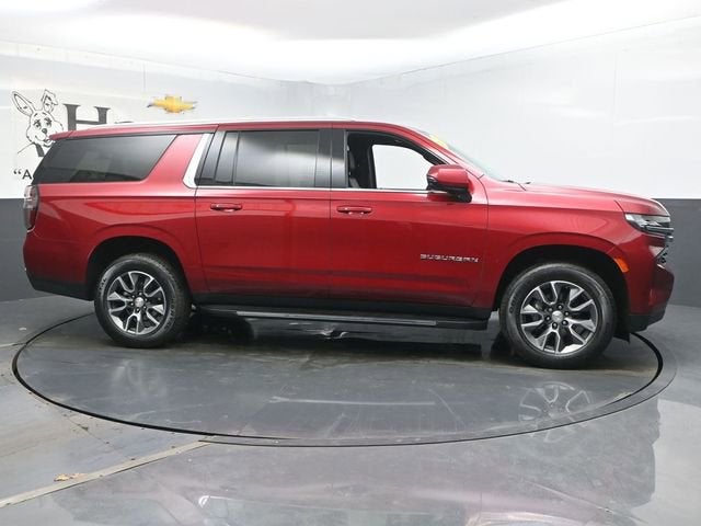 2023 Chevrolet Suburban LT