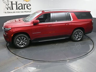 2023 Chevrolet Suburban LT