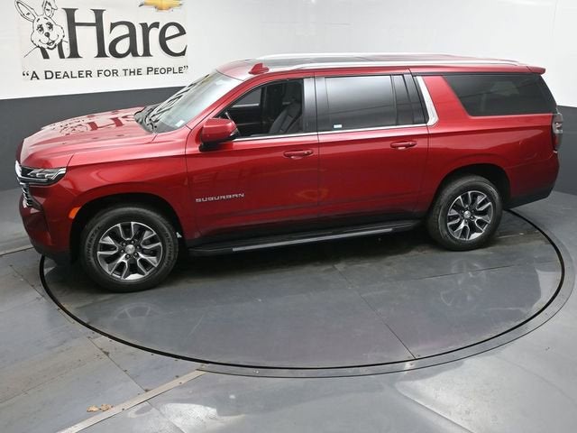 2023 Chevrolet Suburban LT