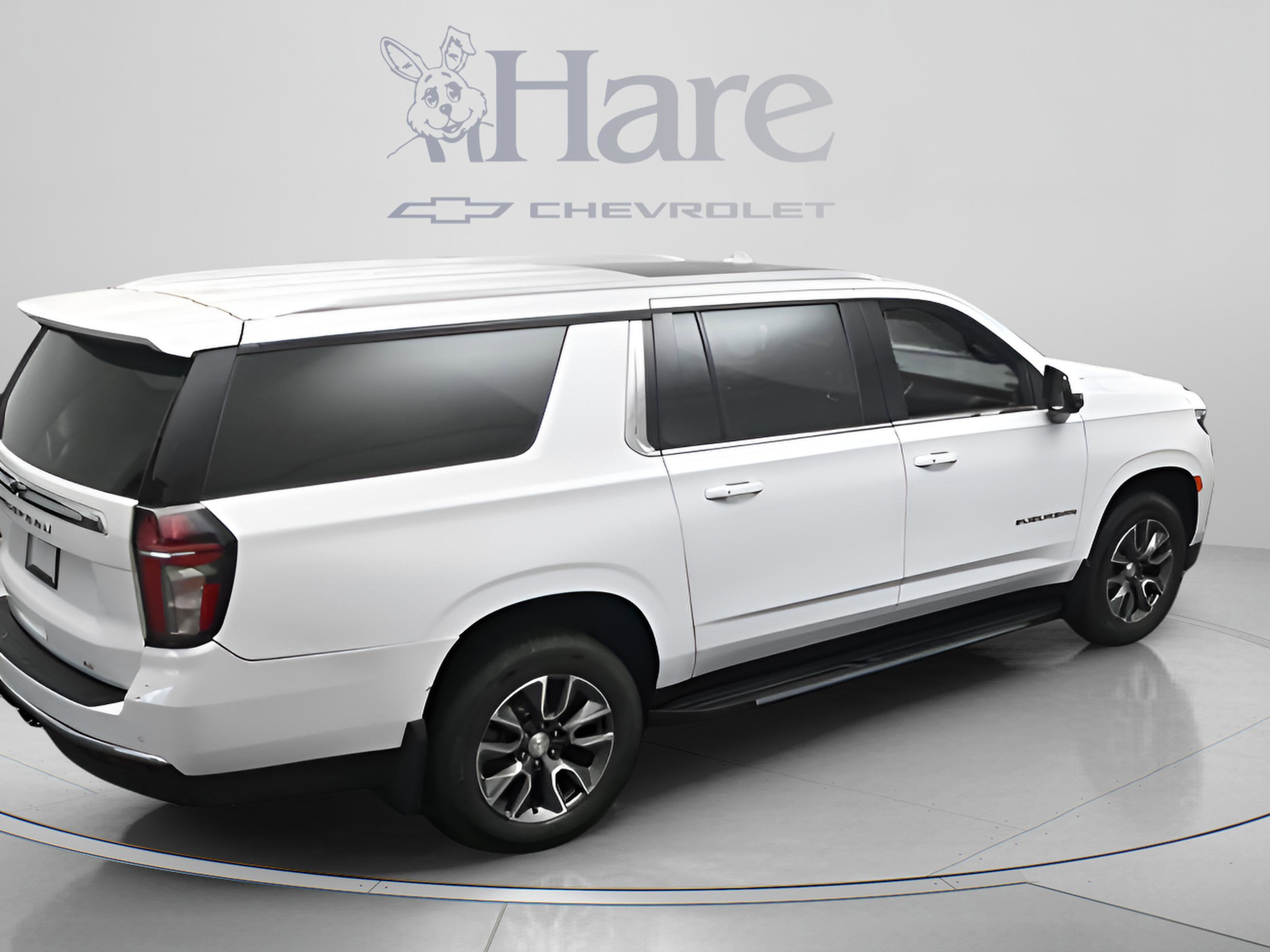 2023 Chevrolet Suburban LT