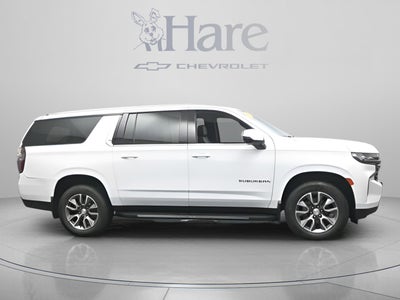 2023 Chevrolet Suburban LT