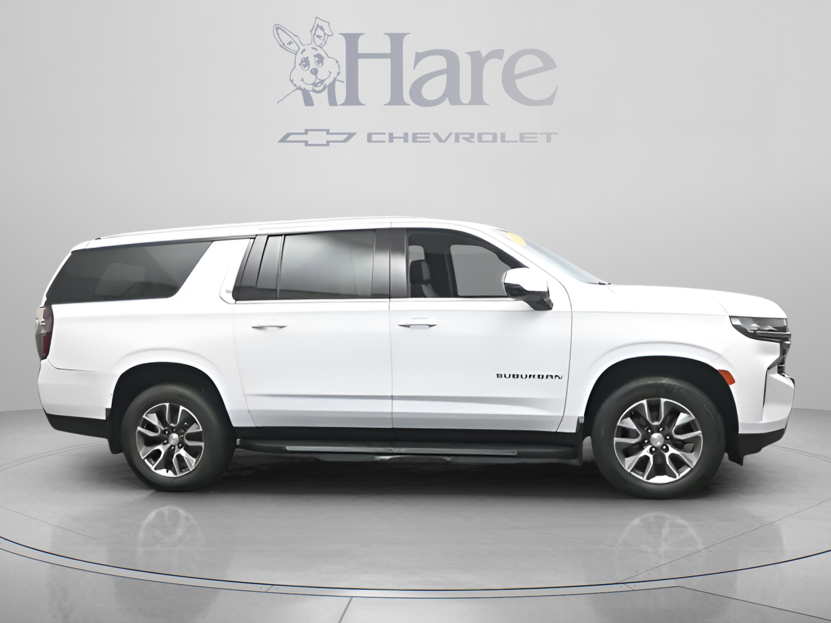2023 Chevrolet Suburban LT