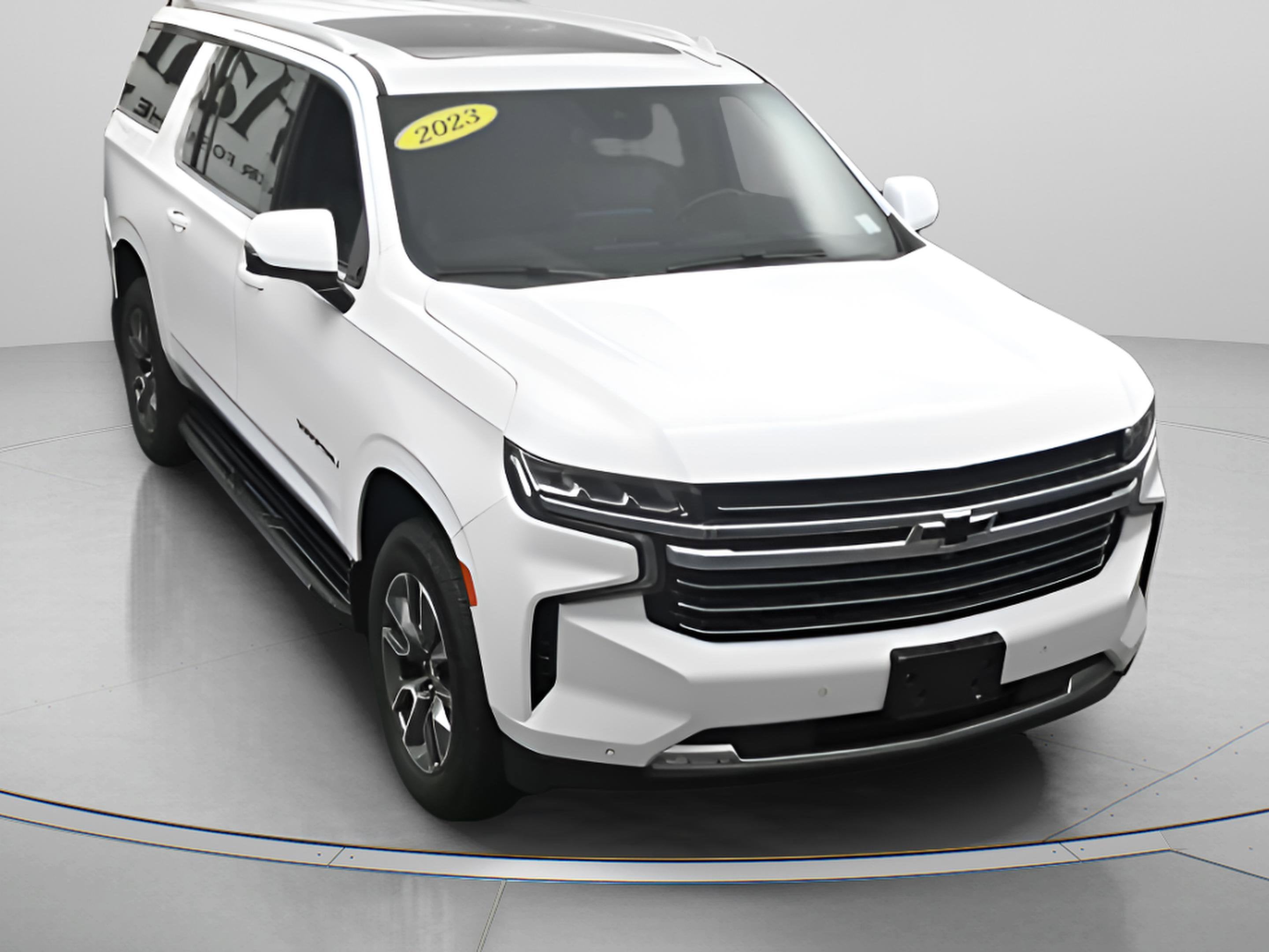 2023 Chevrolet Suburban LT