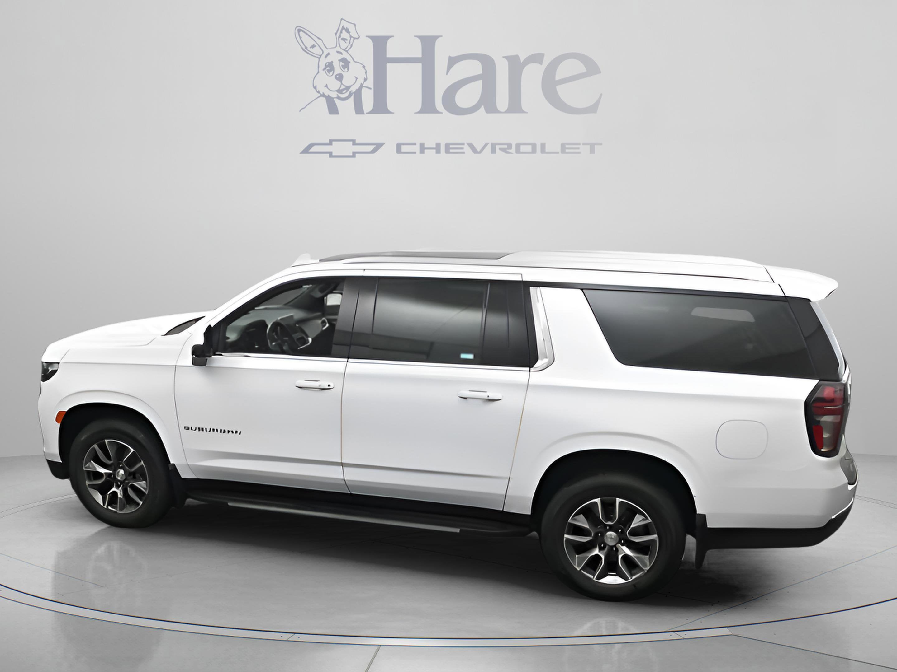 2023 Chevrolet Suburban LT