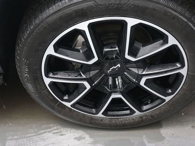 2024 Chevrolet Suburban RST