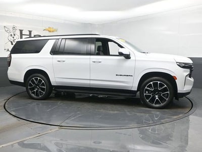 2024 Chevrolet Suburban RST
