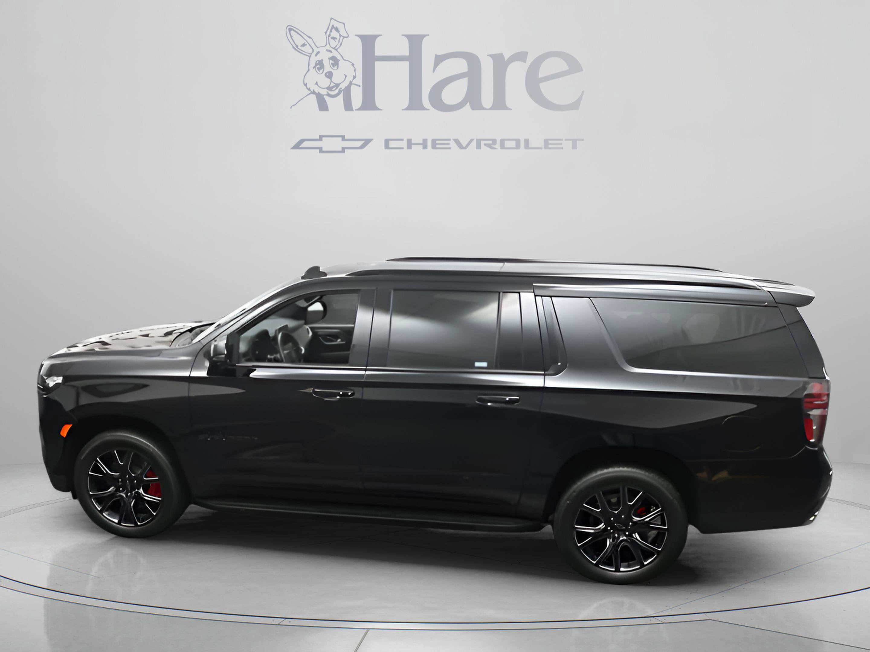 2024 Chevrolet Suburban RST