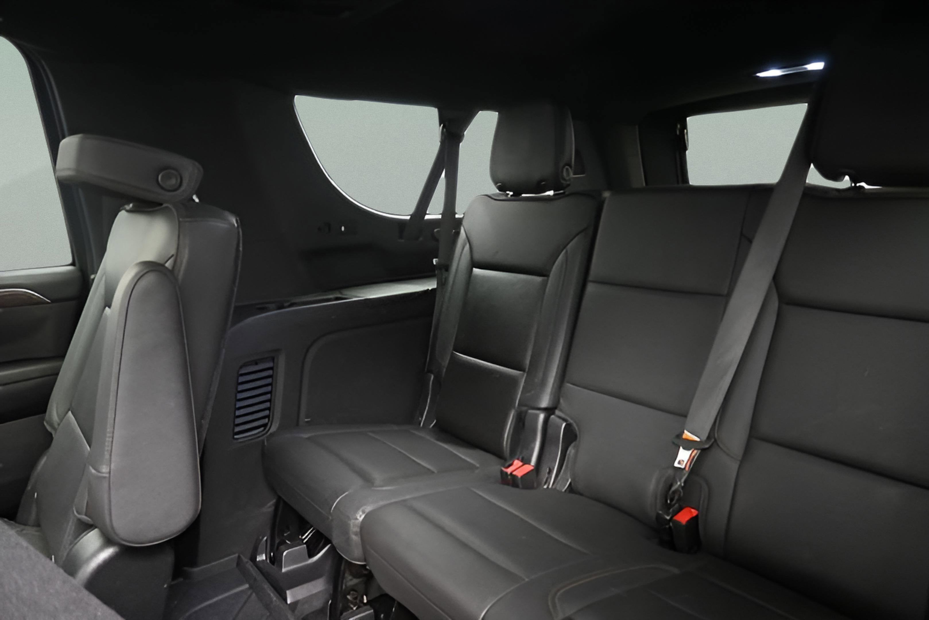 2021 Chevrolet Suburban High Country