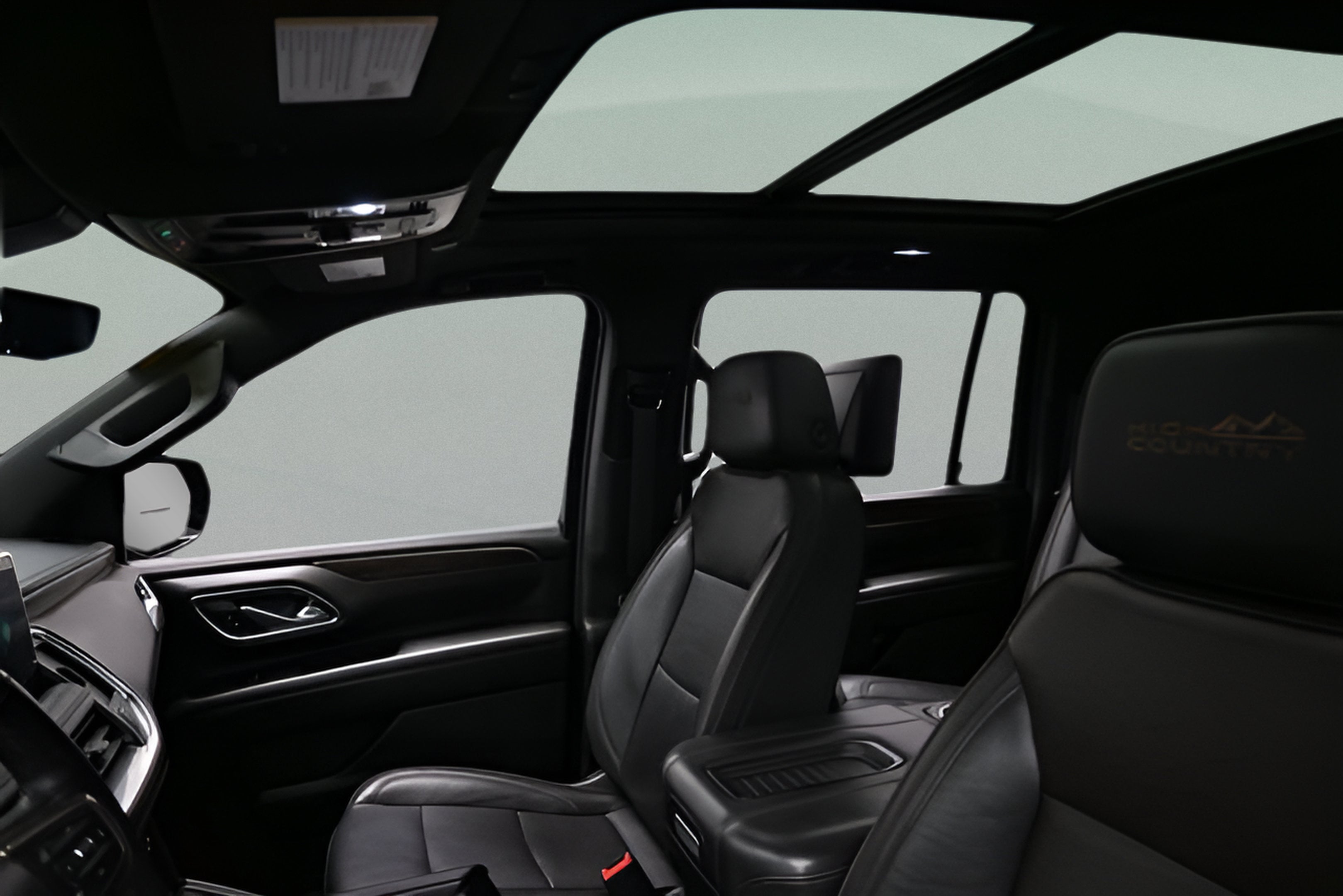 2022 Chevrolet Suburban High Country