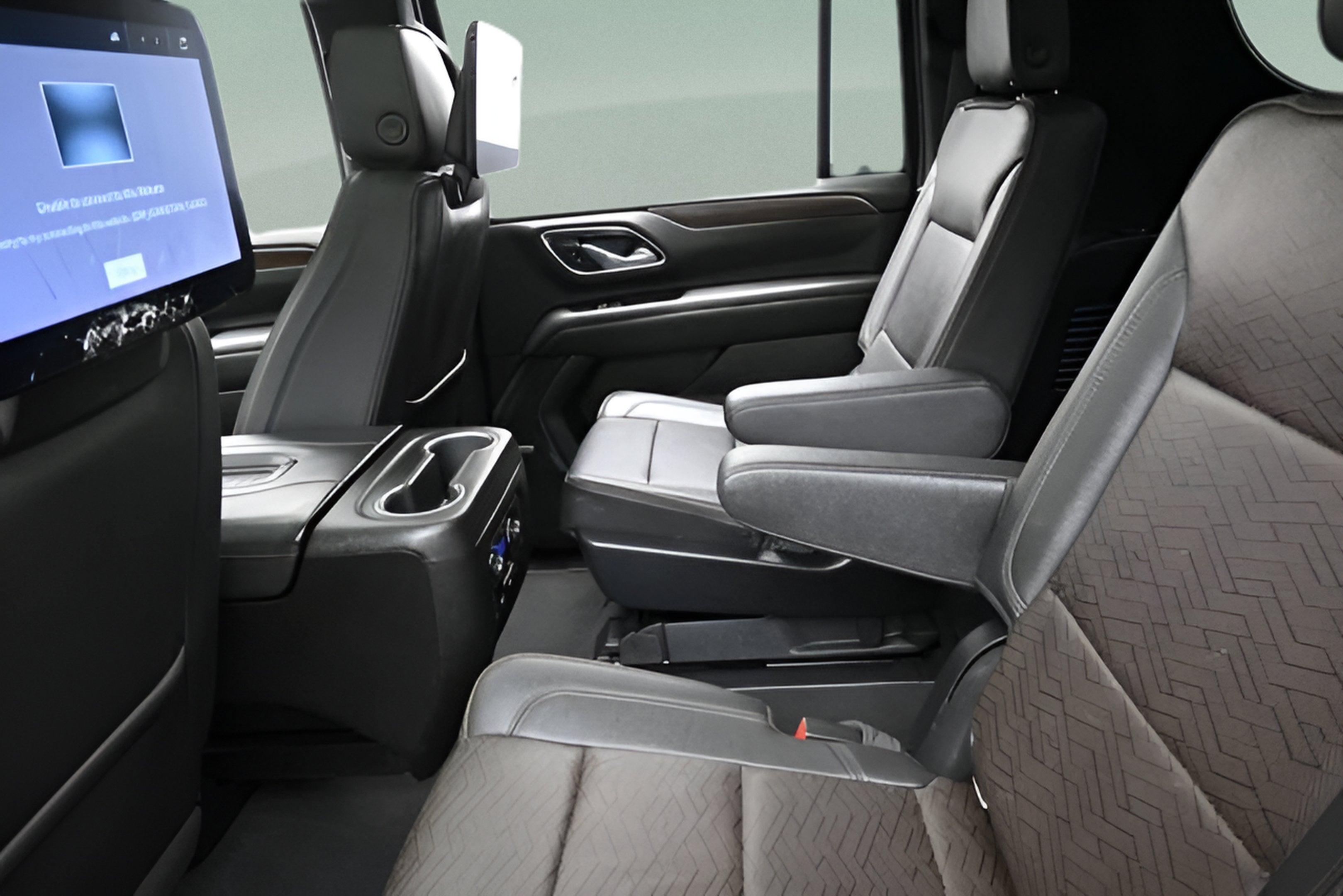 2022 Chevrolet Suburban High Country