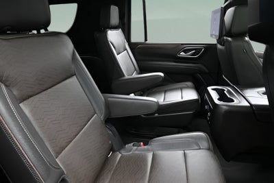 2022 Chevrolet Suburban High Country