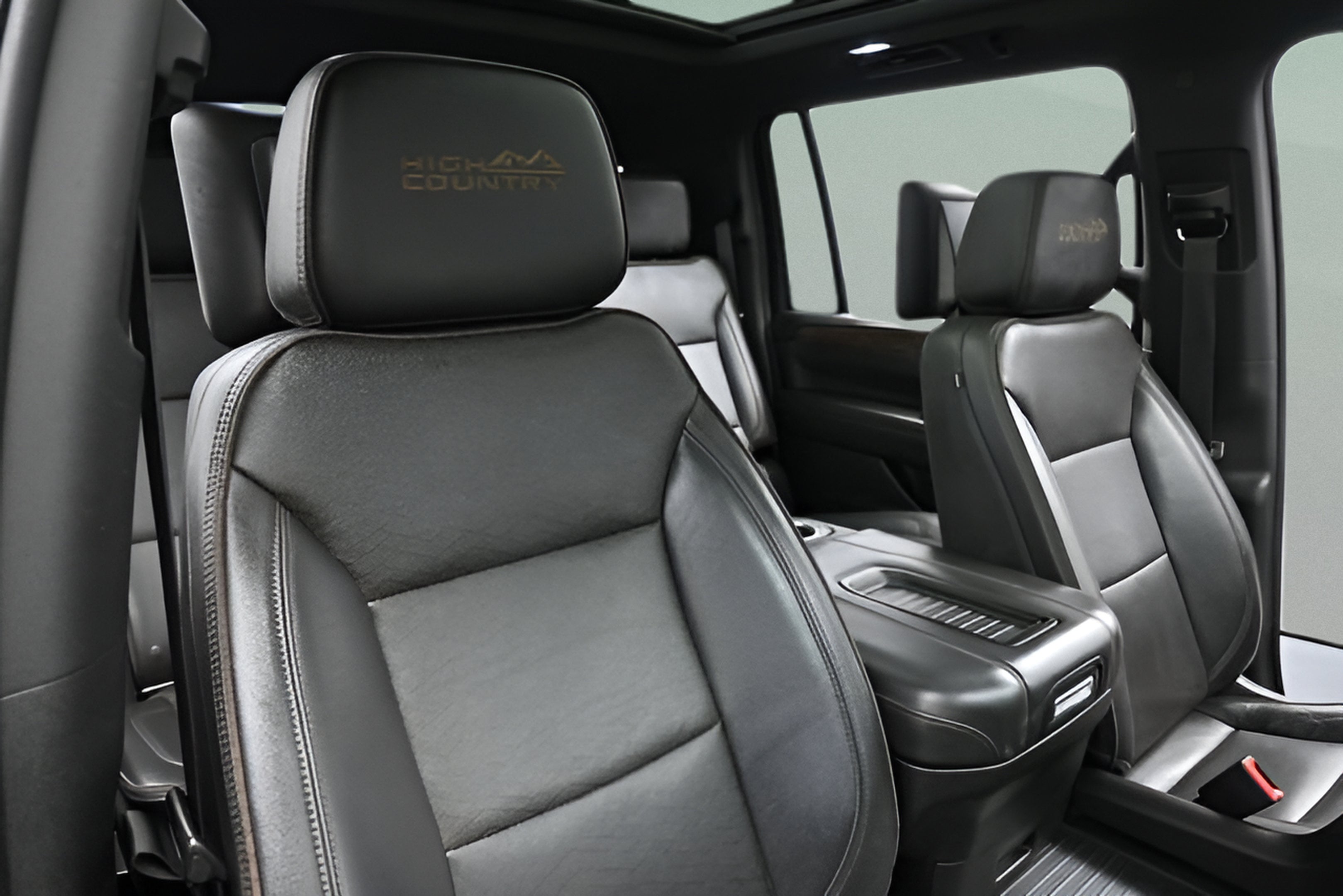 2022 Chevrolet Suburban High Country