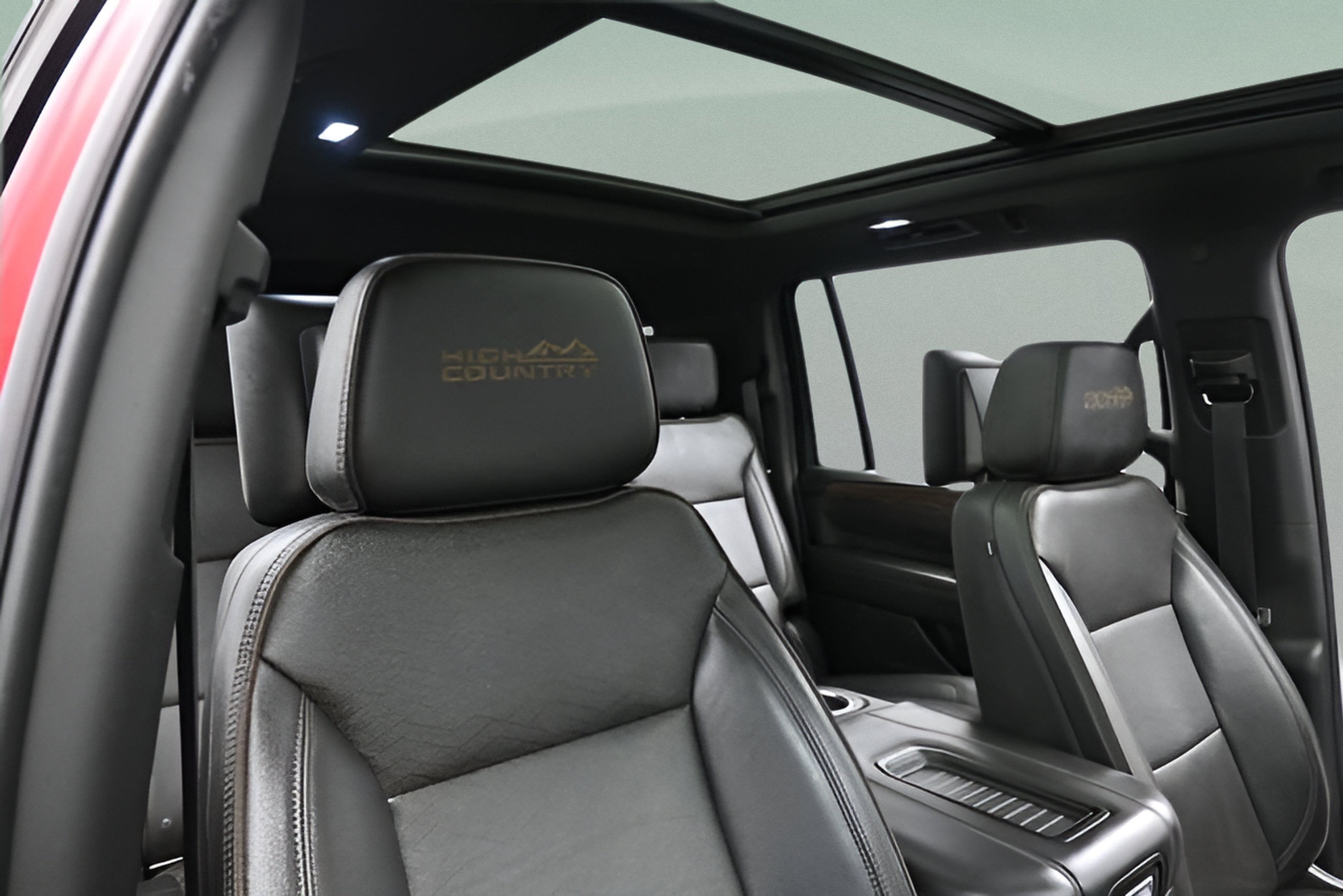 2022 Chevrolet Suburban High Country