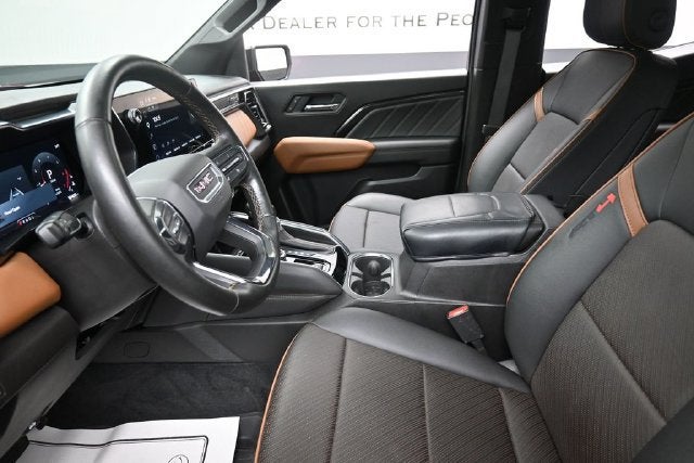 2025 GMC Canyon AT4