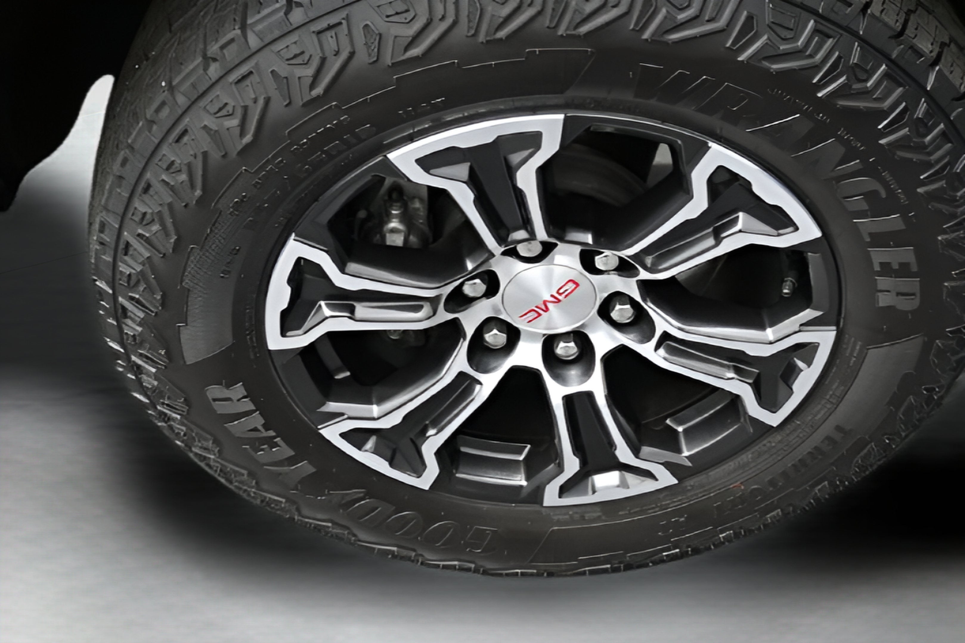2025 GMC Canyon AT4
