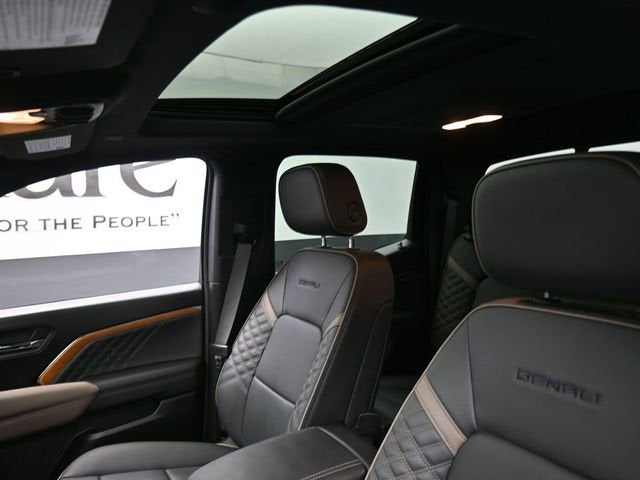 2024 GMC Canyon Denali