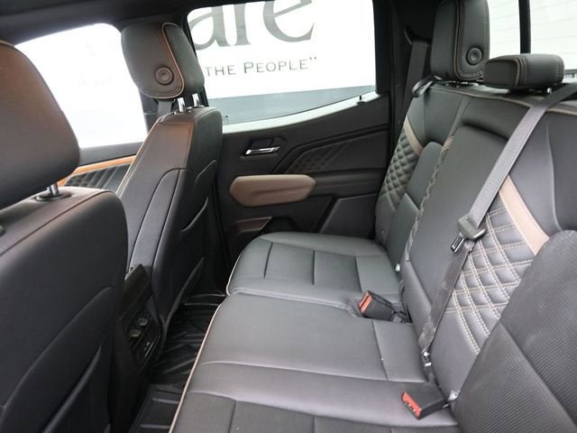 2024 GMC Canyon Denali