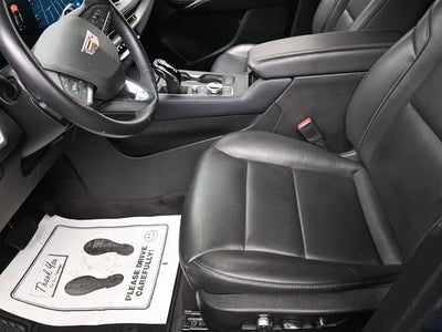 2025 Cadillac XT4 Premium Luxury