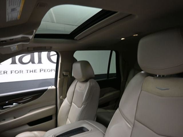 2019 Cadillac Escalade Luxury