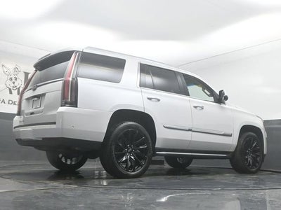 2019 Cadillac Escalade Luxury