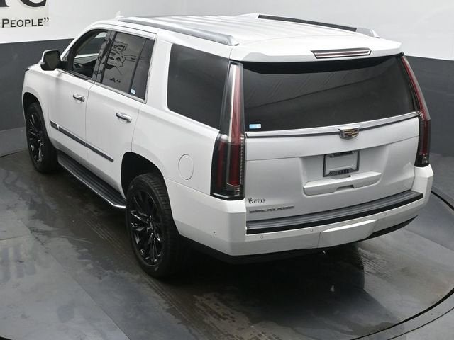 2019 Cadillac Escalade Luxury