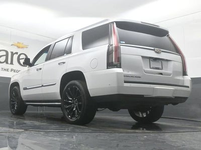 2019 Cadillac Escalade Luxury