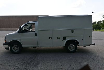 2026 Chevrolet Express Cutaway 3500 1WT