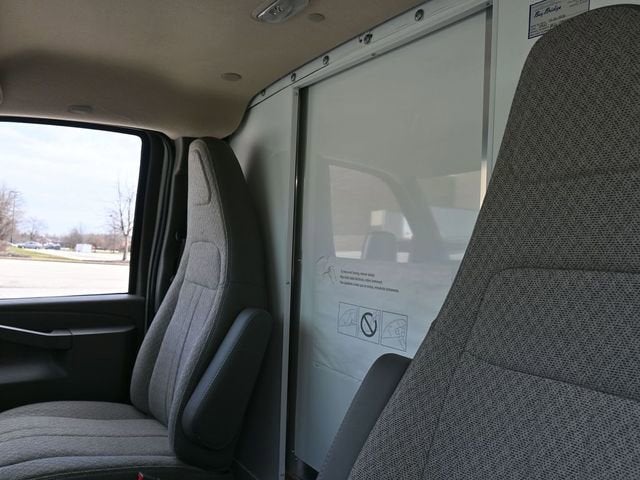 2026 Chevrolet Express Cutaway 3500 1WT