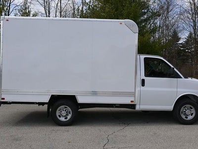 2026 Chevrolet Express Cutaway 3500 1WT