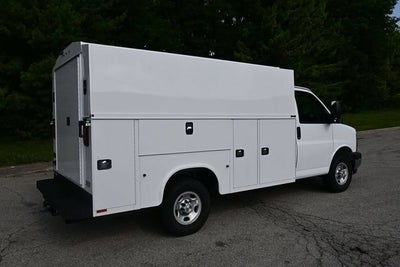 2026 Chevrolet Express Cutaway 3500 1WT