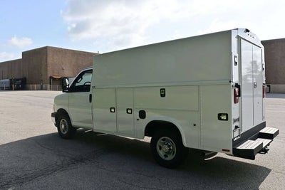 2026 Chevrolet Express Cutaway 3500 1WT