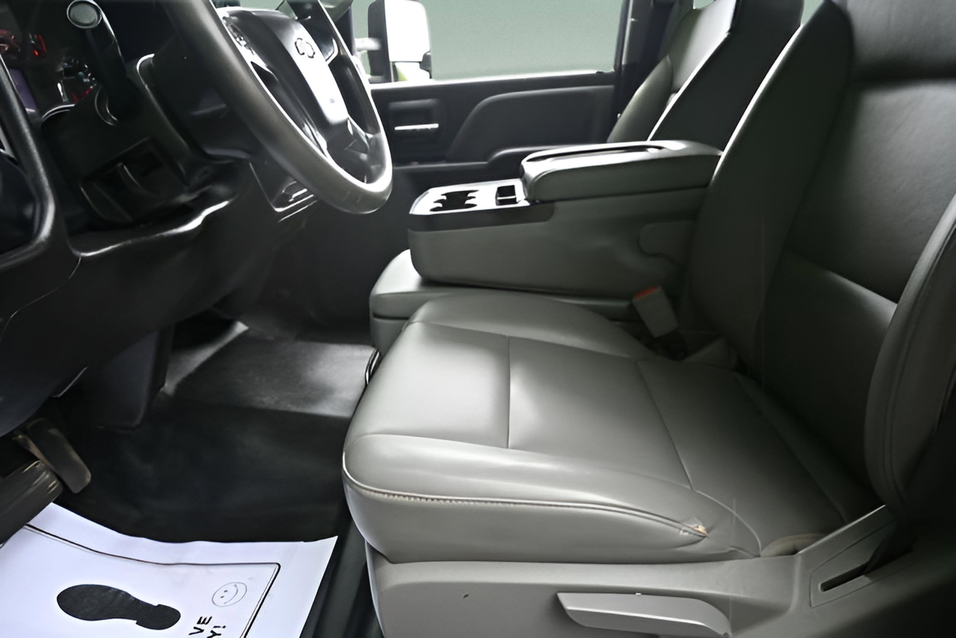 2021 Chevrolet Silverado 5500 HD Work Truck