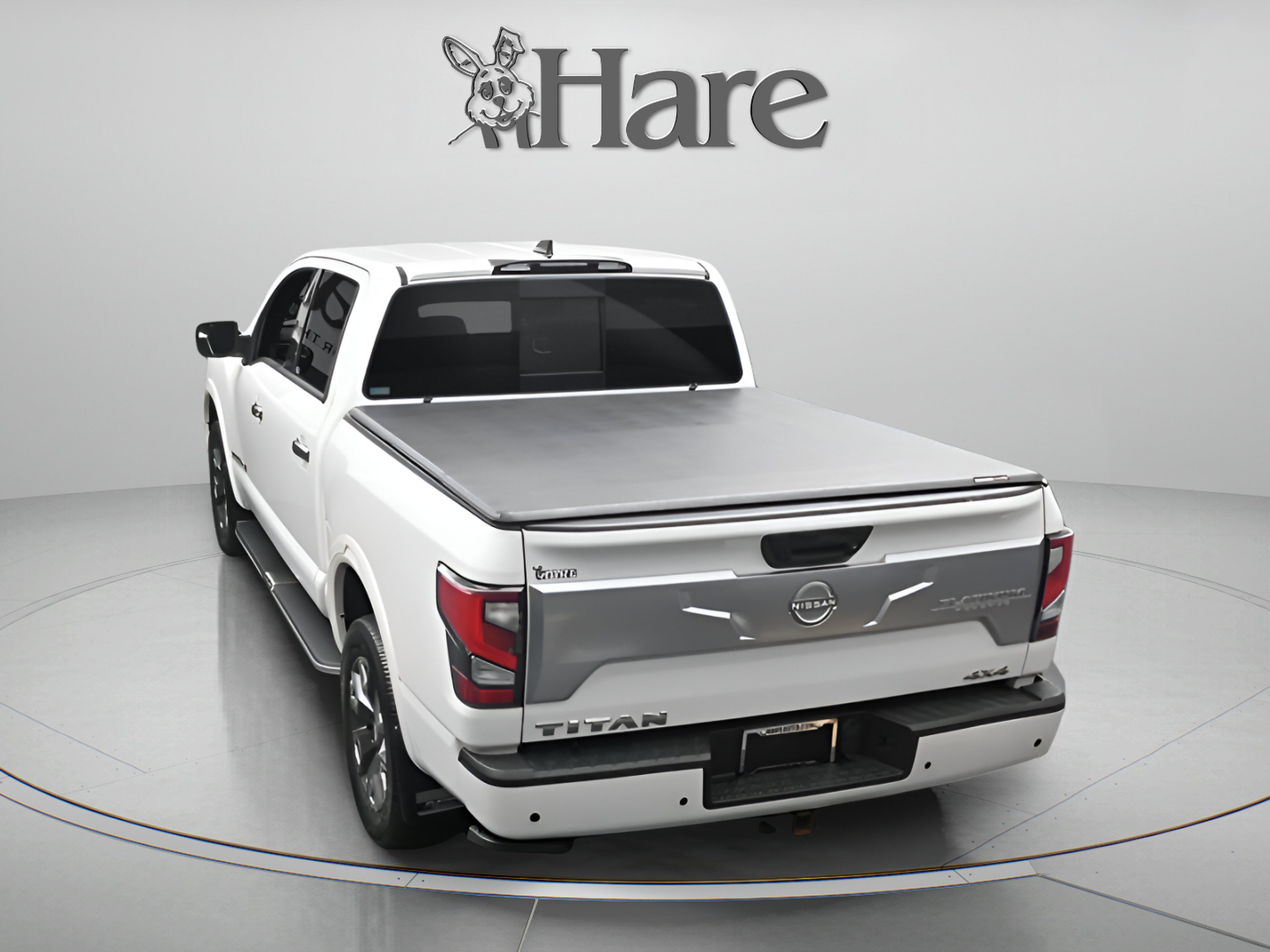 2023 Nissan TITAN Crew Cab Platinum Reserve 4x4