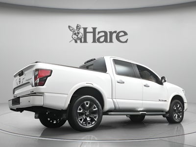 2023 Nissan TITAN Crew Cab Platinum Reserve 4x4