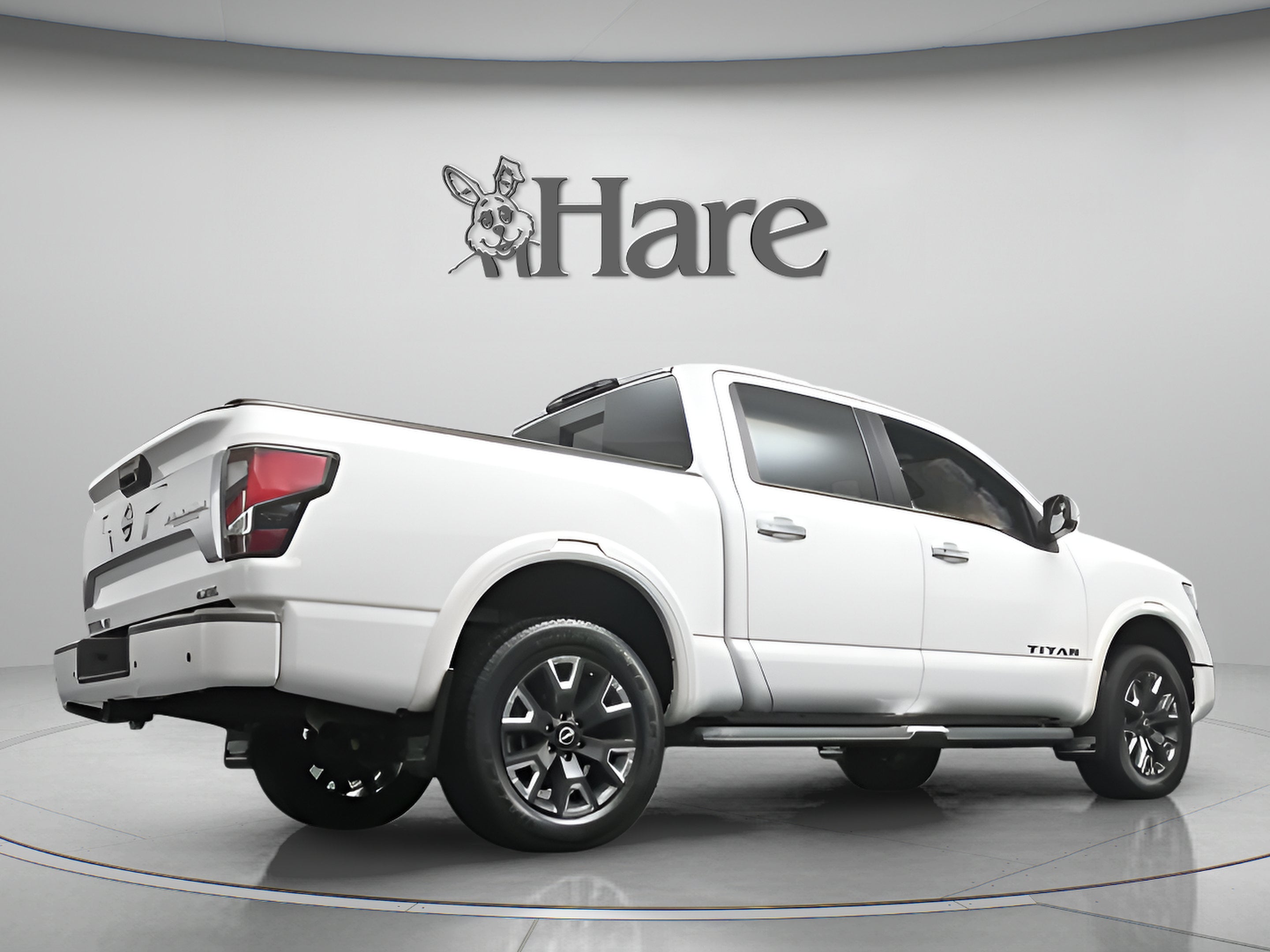 2023 Nissan TITAN Crew Cab Platinum Reserve 4x4