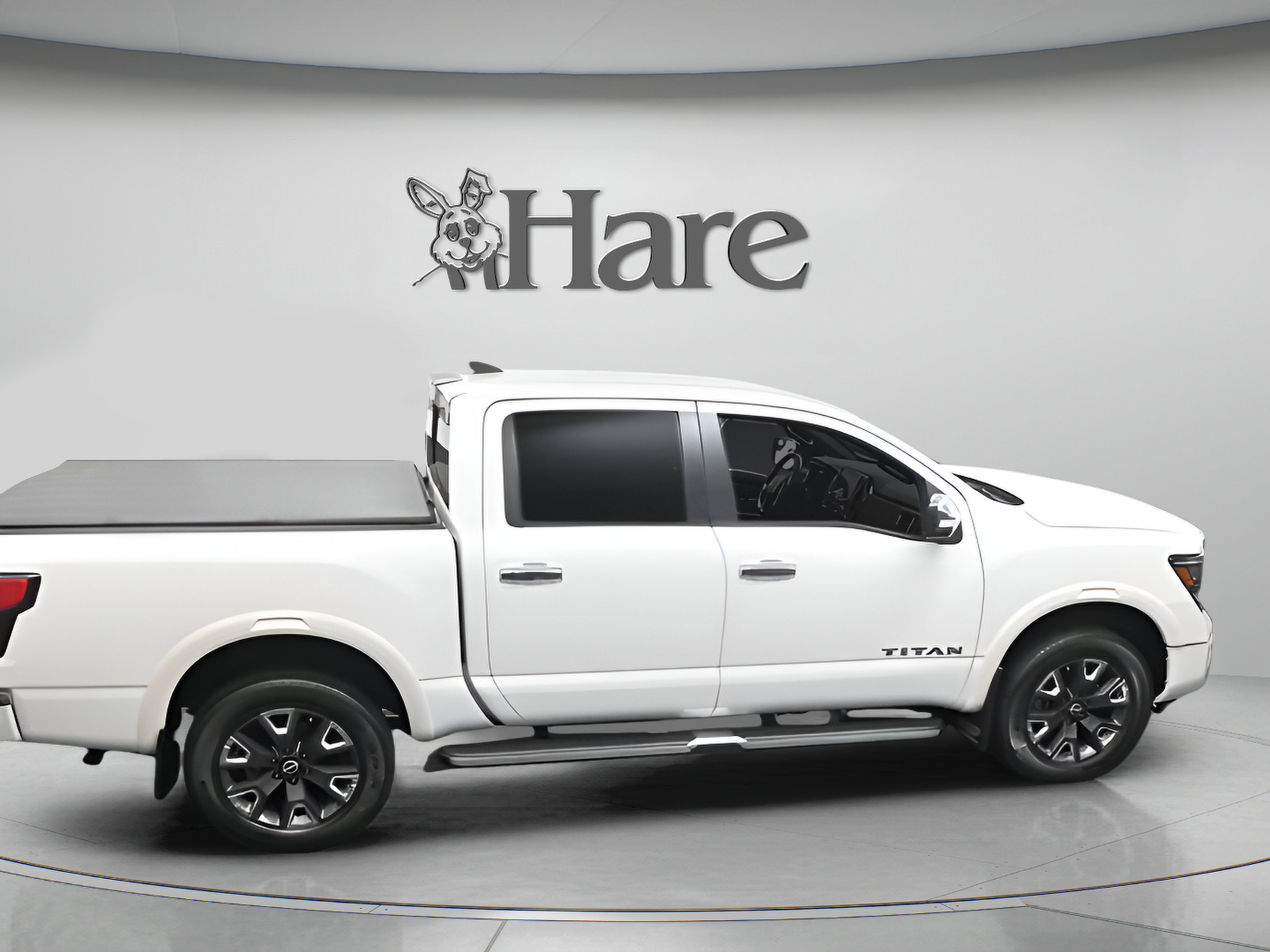 2023 Nissan TITAN Crew Cab Platinum Reserve 4x4