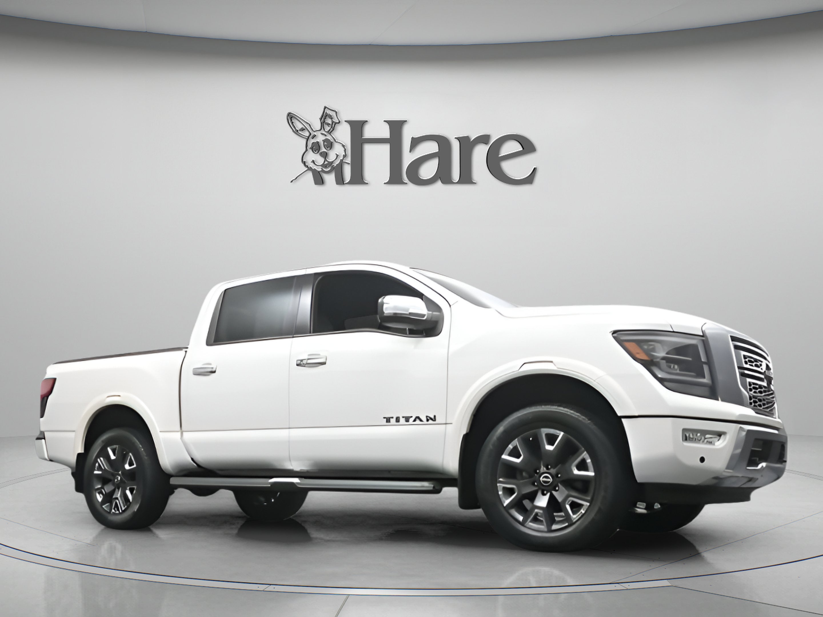 2023 Nissan TITAN Crew Cab Platinum Reserve 4x4