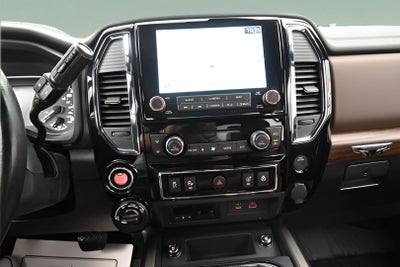 2023 Nissan TITAN Crew Cab Platinum Reserve 4x4