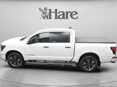 2023 Nissan TITAN Crew Cab Platinum Reserve 4x4
