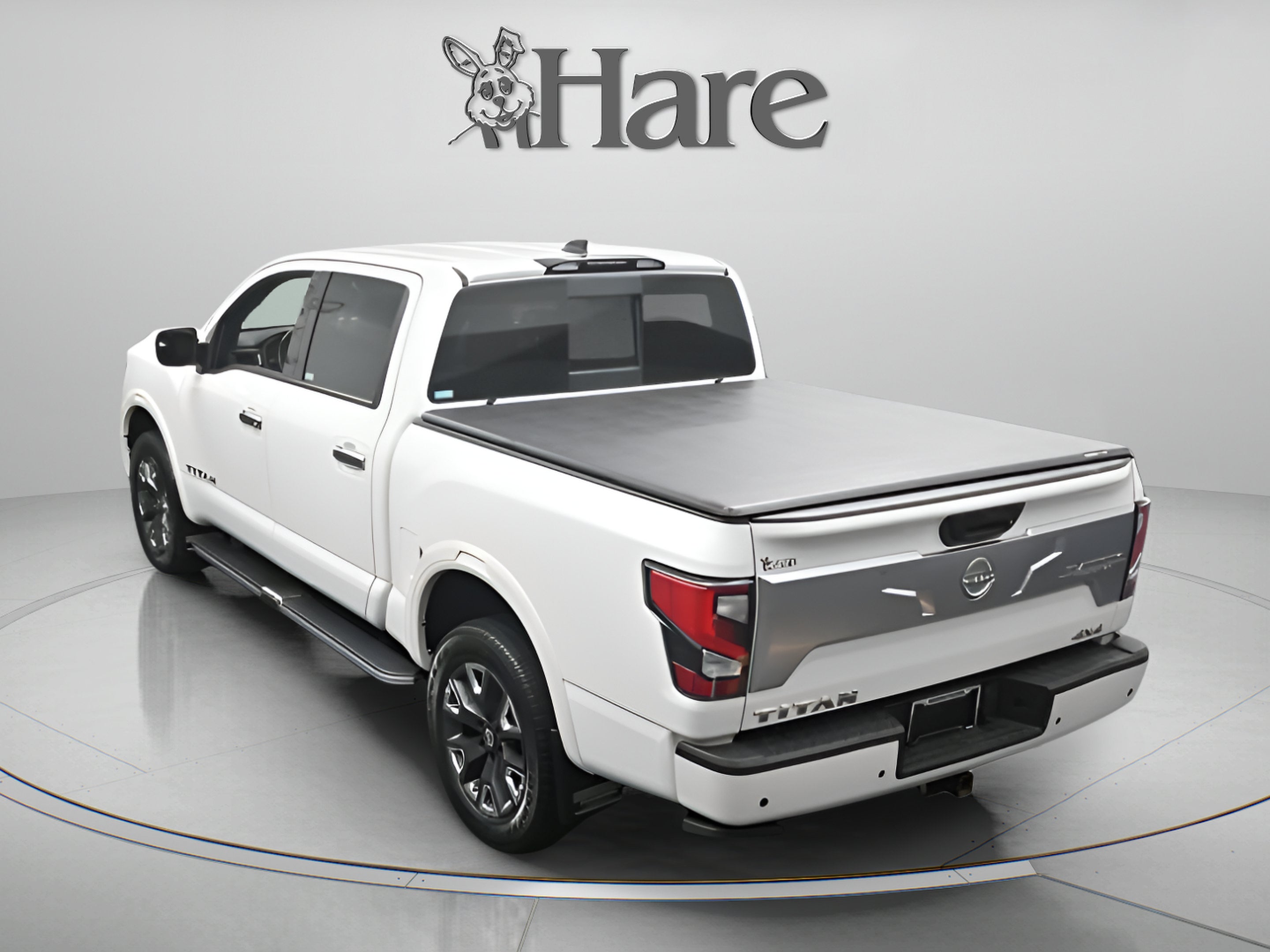 2023 Nissan TITAN Crew Cab Platinum Reserve 4x4