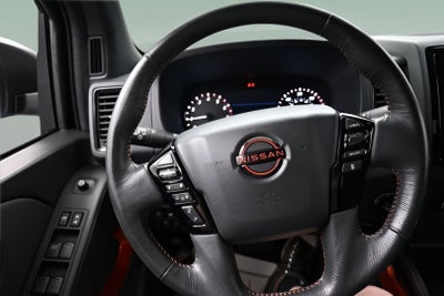 2024 Nissan Frontier Crew Cab PRO-4X 4x4