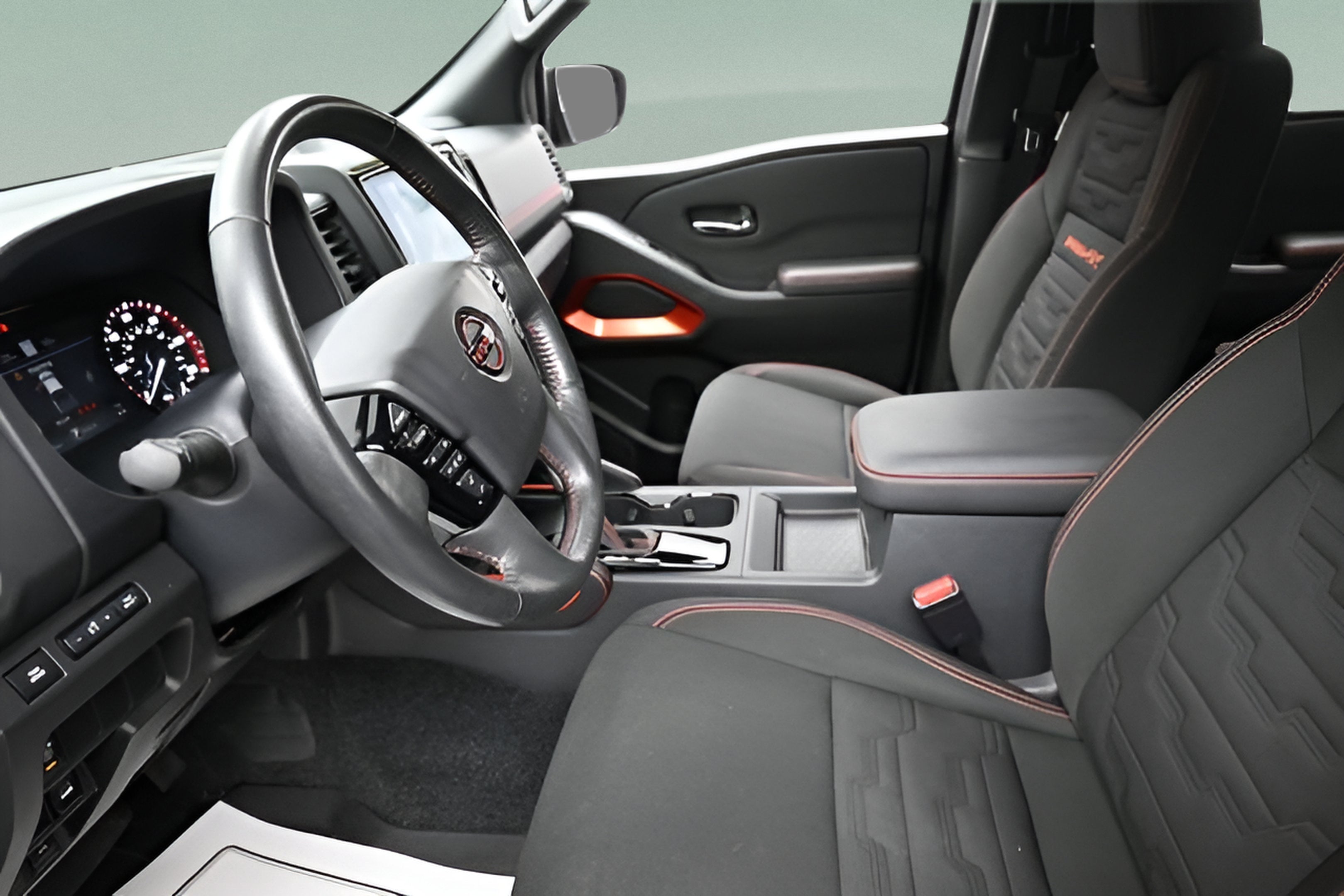 2024 Nissan Frontier Crew Cab PRO-4X 4x4